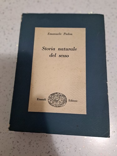 Libro usato come foto - libro,