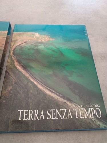 Terra senza tempo brindisi - terra,
