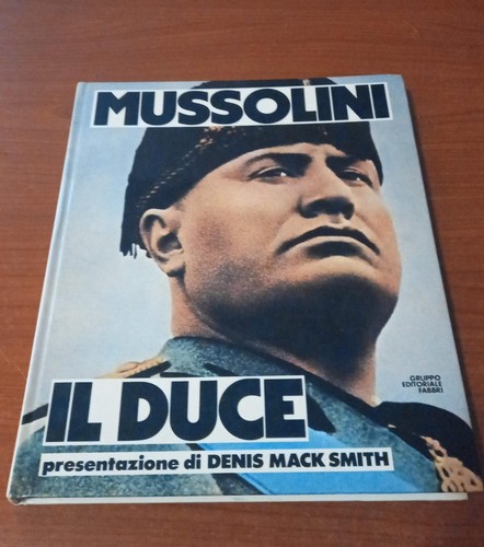 Mussolini duce libro - mussolini,